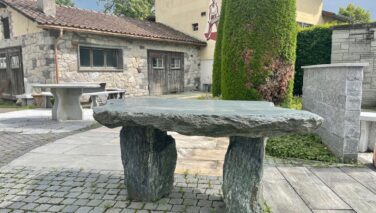 Rustikale Tischanlagen und Mehr